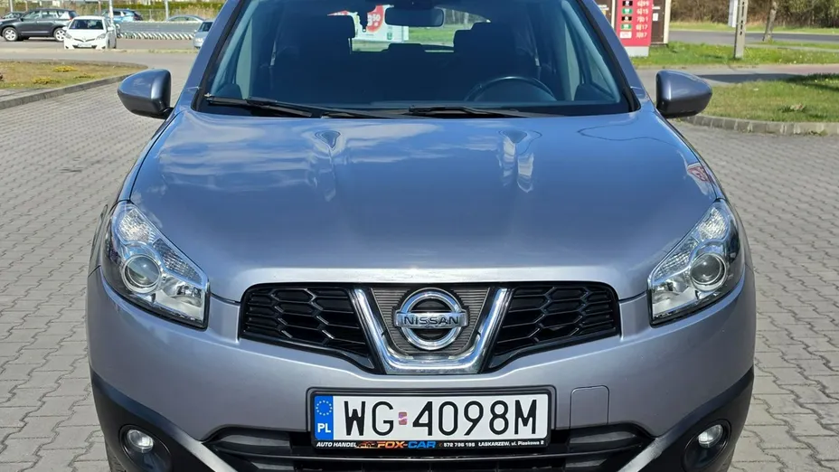 NISSAN Qashqai -