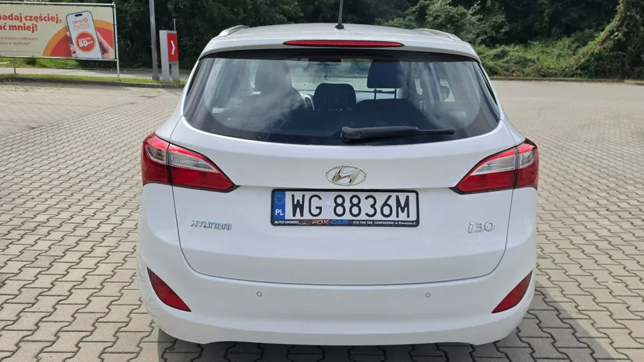 HYUNDAI i30 -