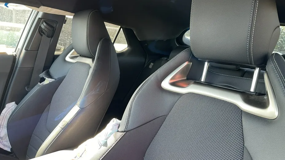 TOYOTA C-HR -
