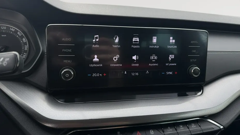 SKODA Octavia -