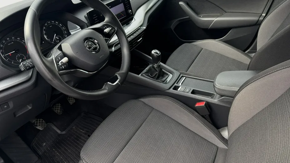 SKODA Octavia -