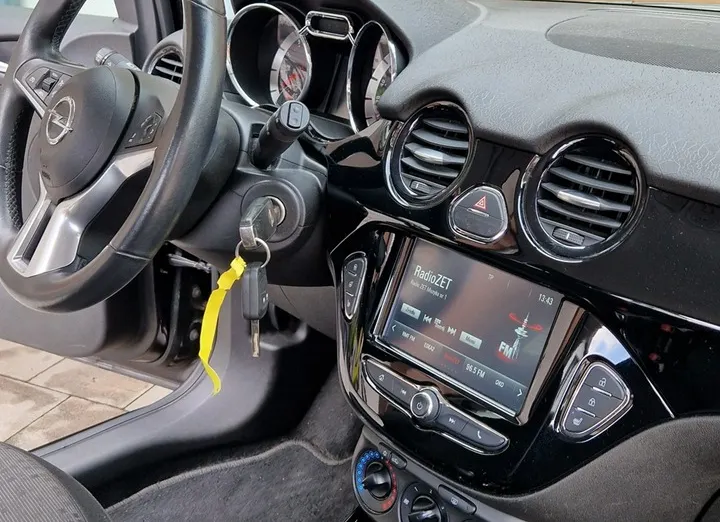 OPEL Adam -
