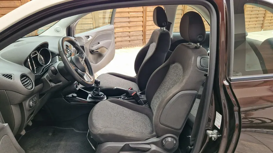 OPEL Adam -