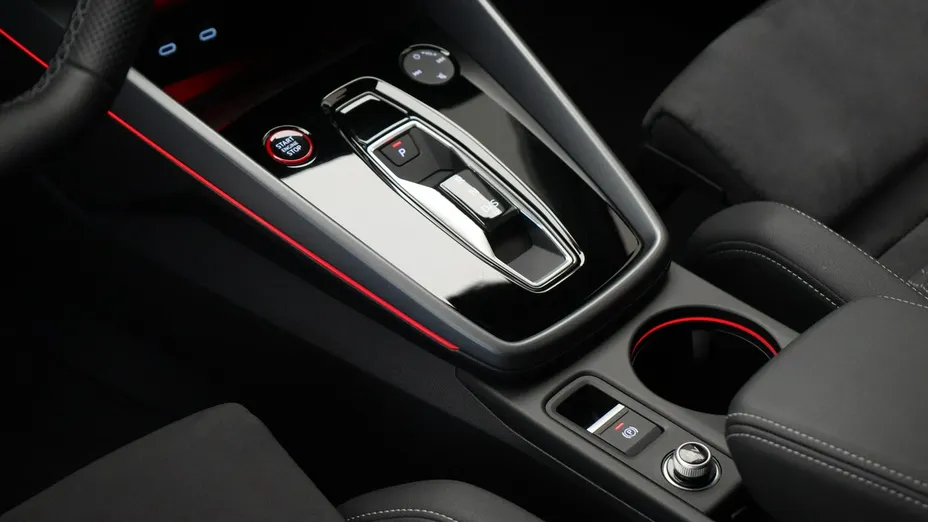 AUDI S3 Sportback -
