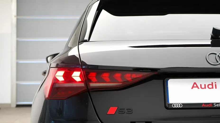 AUDI S3 Sportback -