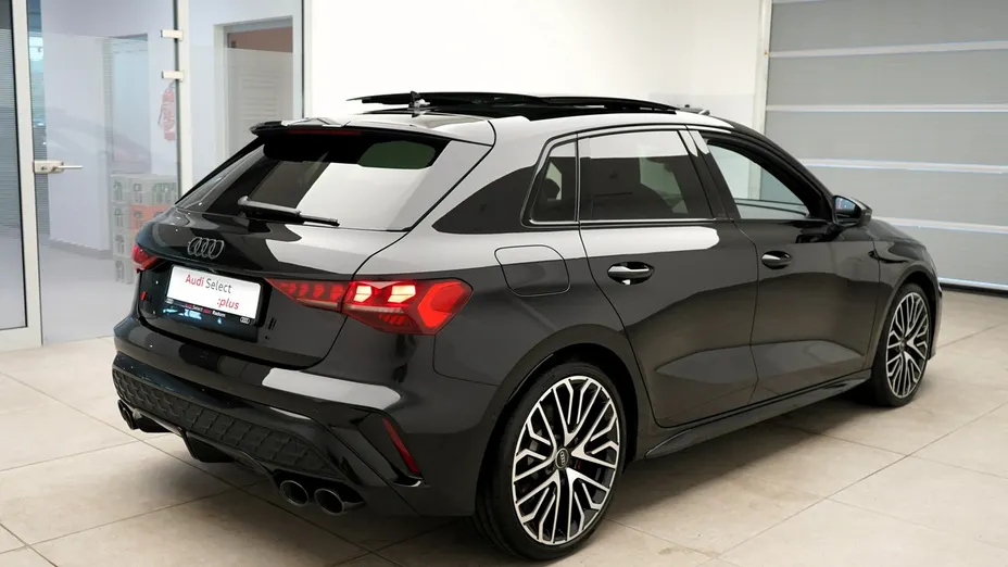 AUDI S3 Sportback -