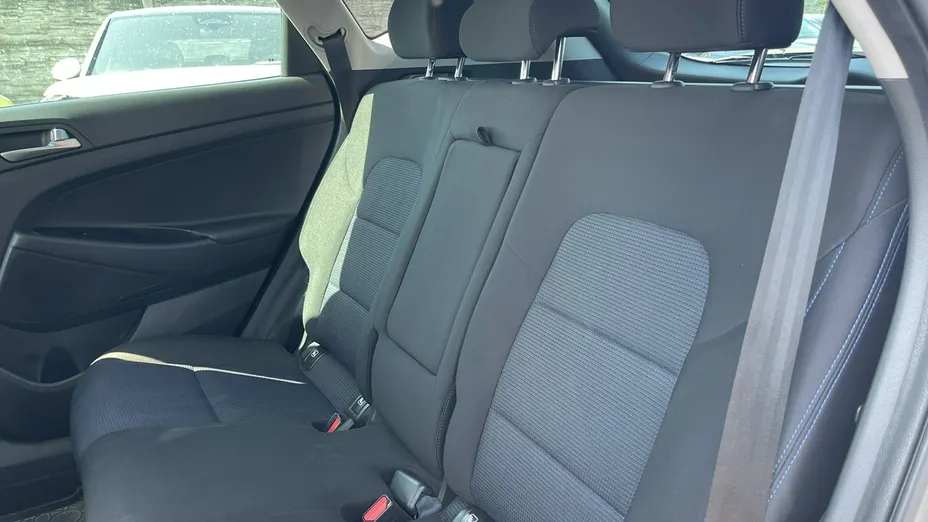 HYUNDAI Tucson -