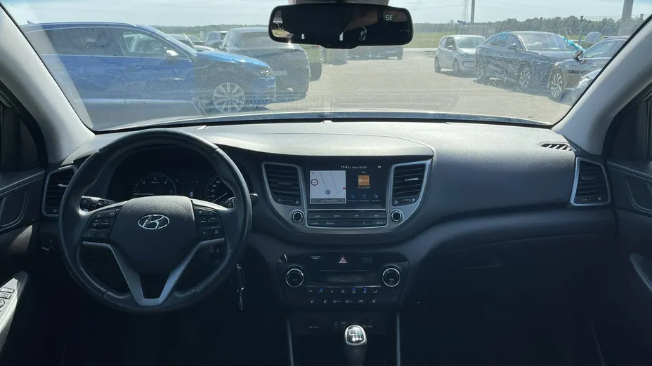 HYUNDAI Tucson -
