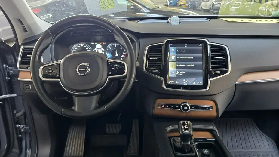 VOLVO XC90 -