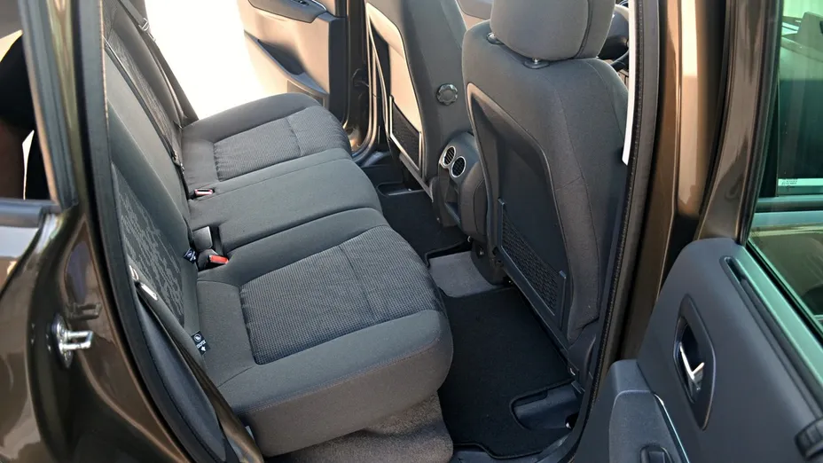 PEUGEOT 3008 -