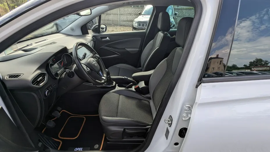 OPEL Crossland X -