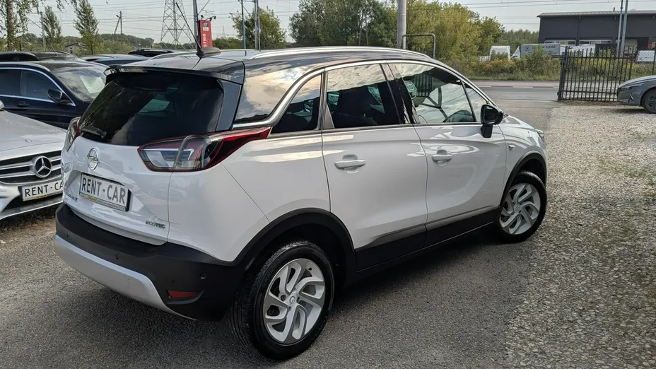 OPEL Crossland X -