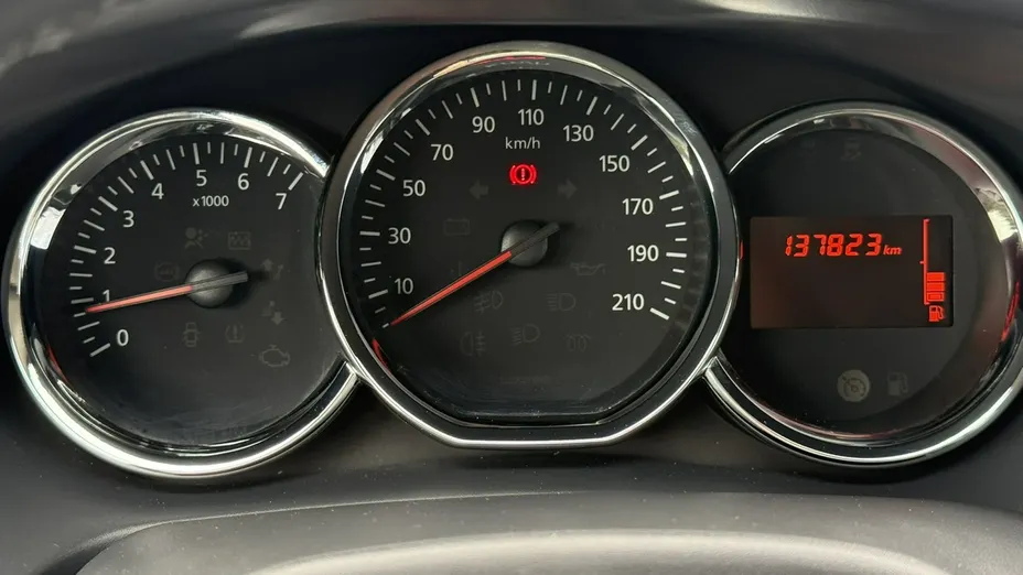 DACIA Logan -