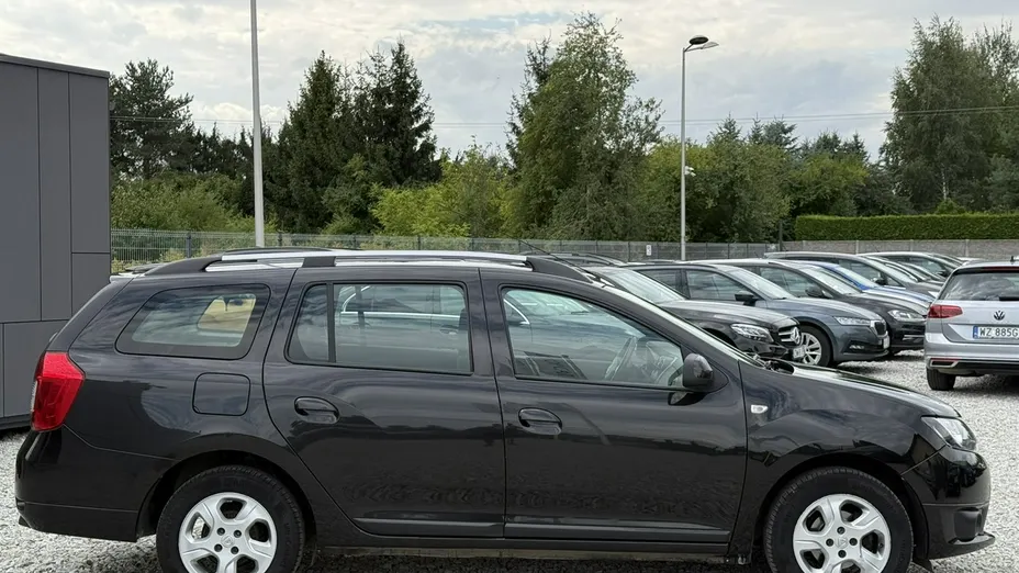 DACIA Logan -