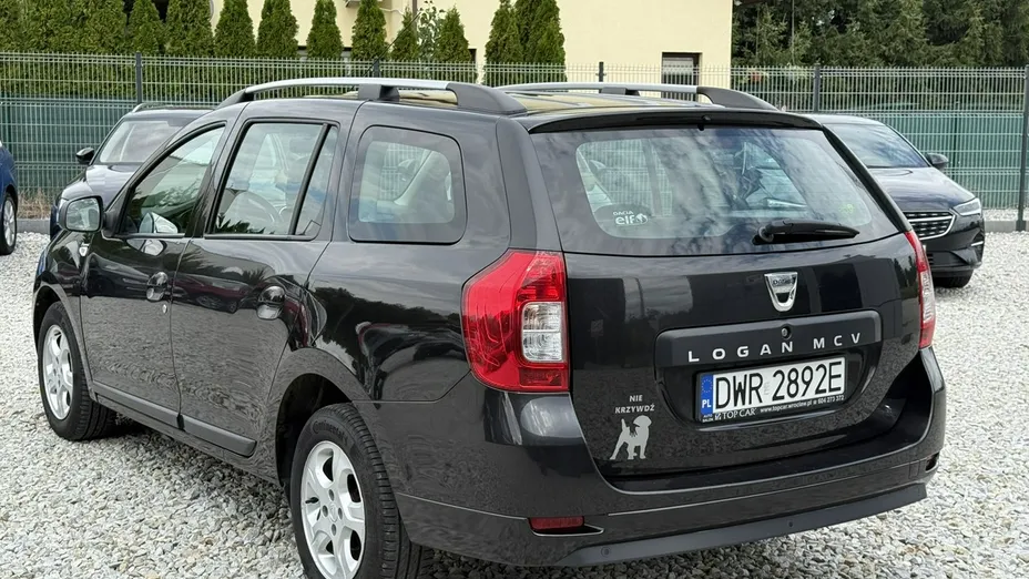 DACIA Logan -