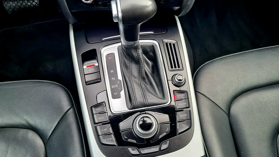 AUDI A4 Avant -