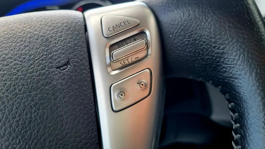 NISSAN Note -