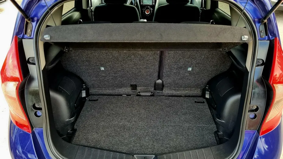 NISSAN Note -