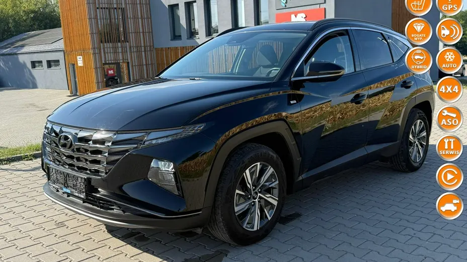 HYUNDAI Tucson -
