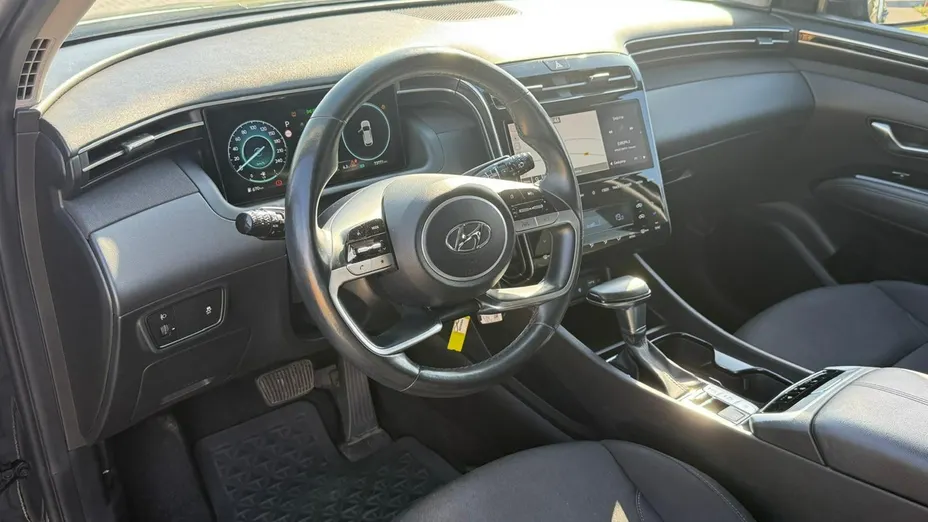 HYUNDAI Tucson -