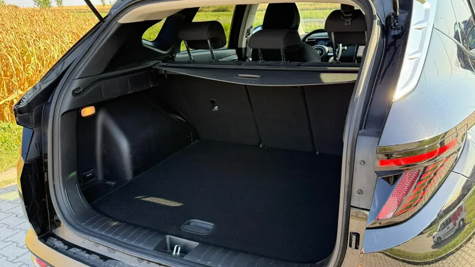 HYUNDAI Tucson -