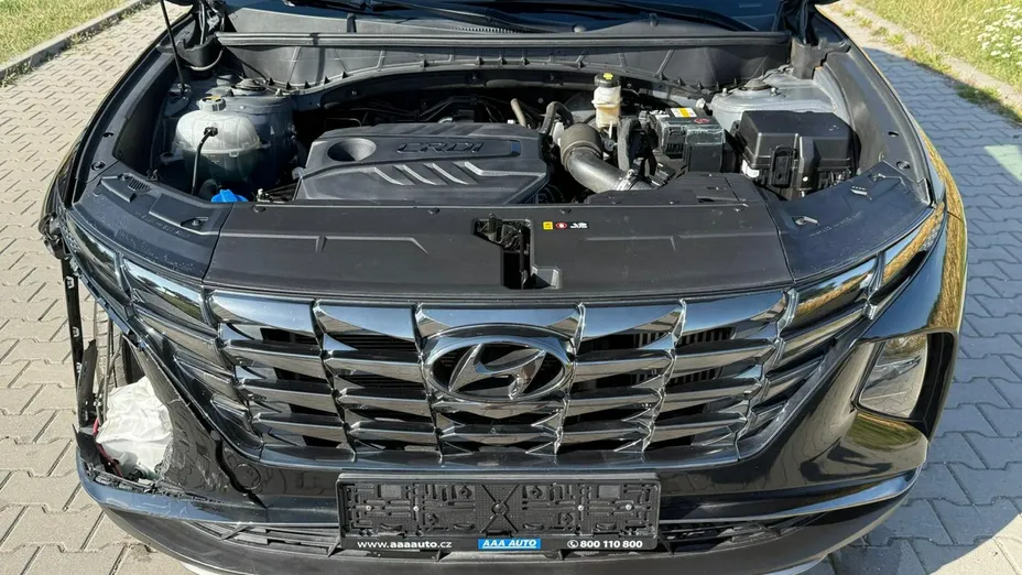 HYUNDAI Tucson -