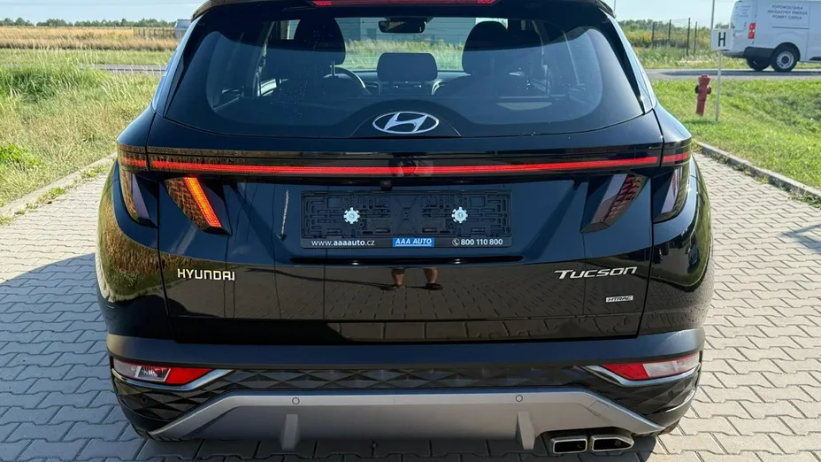 HYUNDAI Tucson -