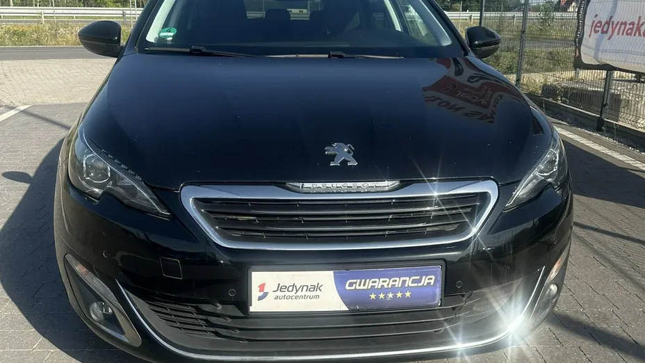 PEUGEOT 308 -