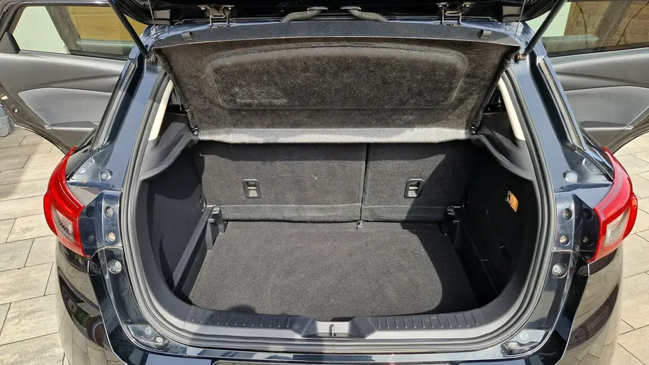 MAZDA CX-3 -
