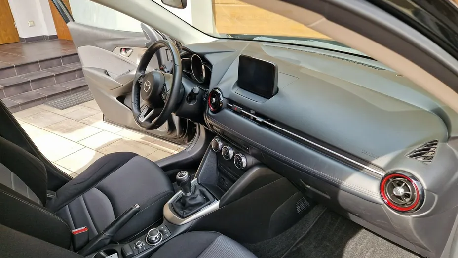 MAZDA CX-3 -