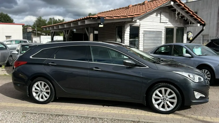 HYUNDAI i40 -