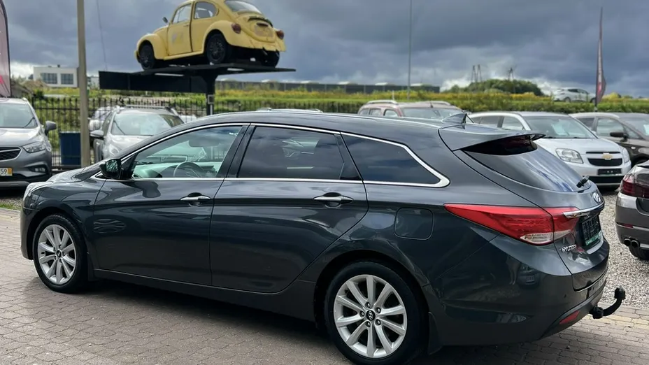 HYUNDAI i40 -