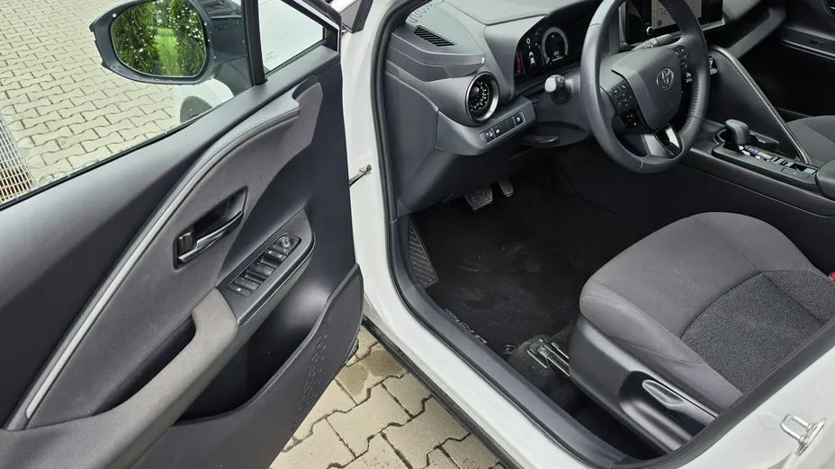 TOYOTA C-HR -