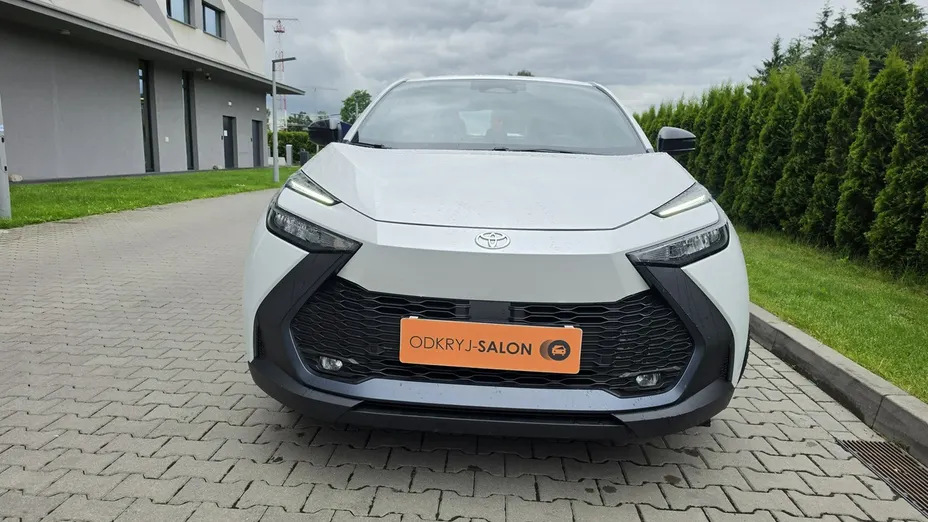 TOYOTA C-HR -