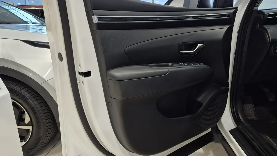 HYUNDAI Tucson -