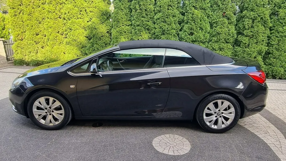 OPEL Cascada -