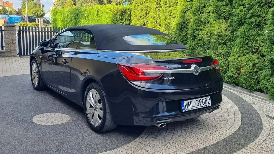 OPEL Cascada -
