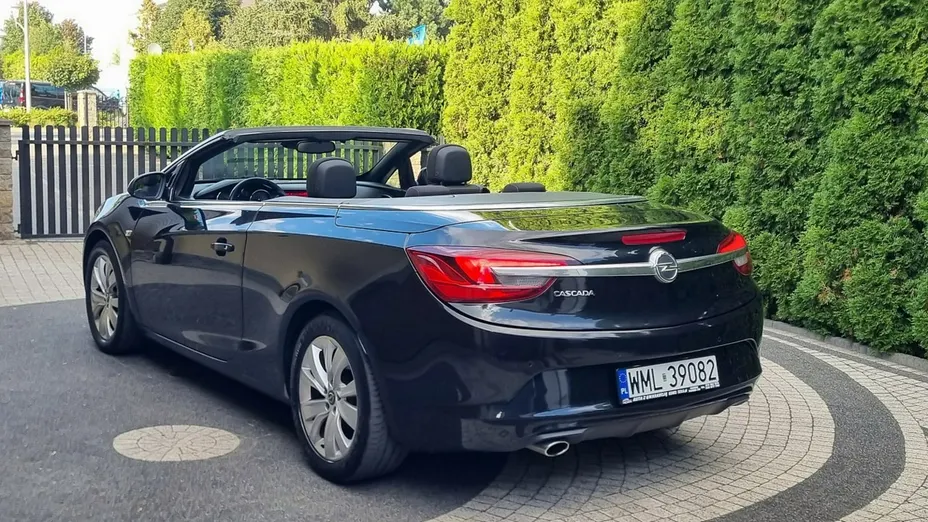 OPEL Cascada -
