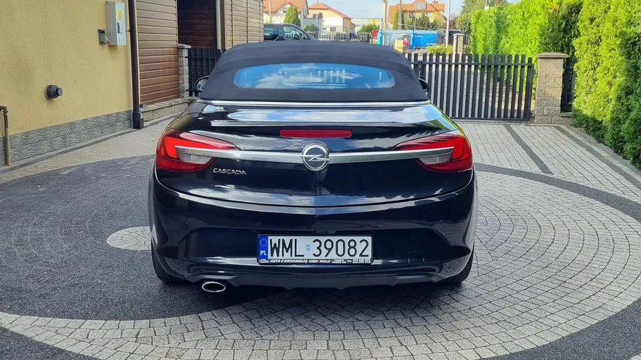 OPEL Cascada -