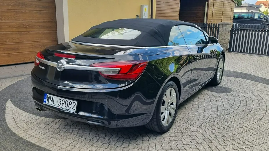 OPEL Cascada -
