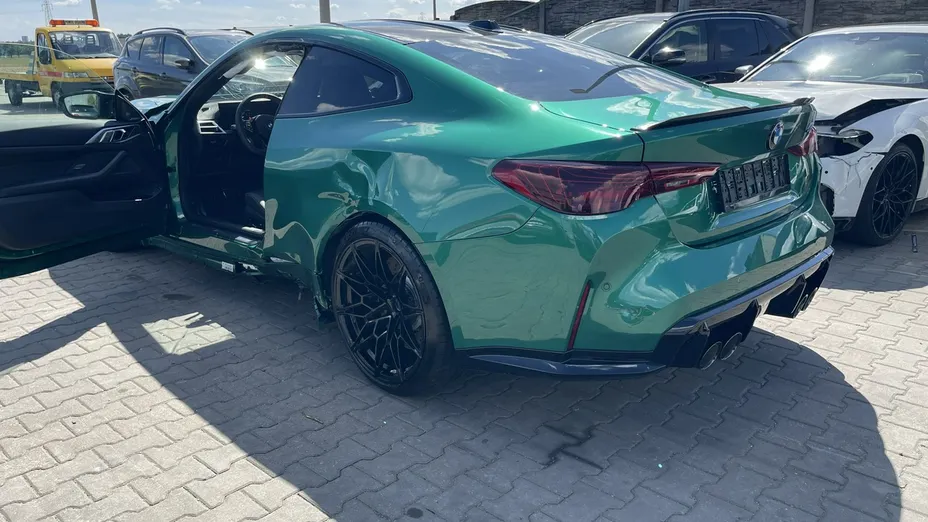BMW M4 -