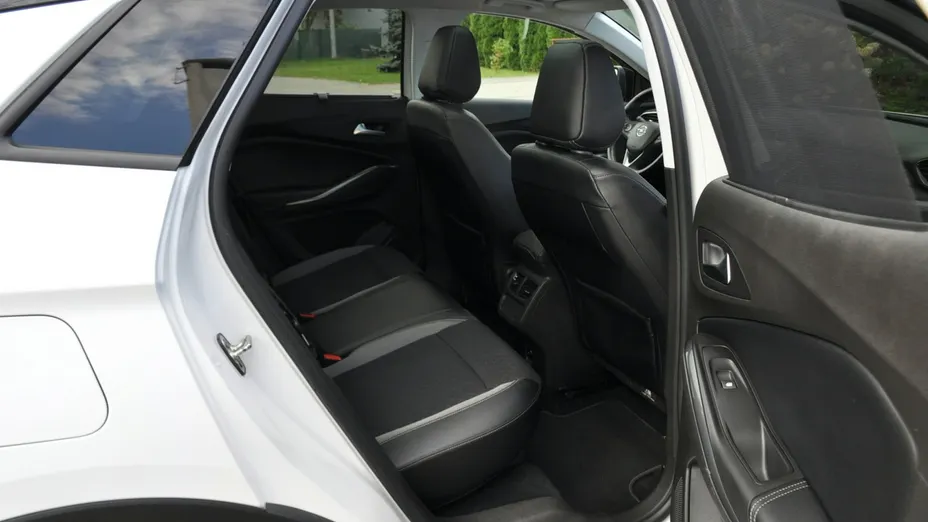 OPEL Grandland X -