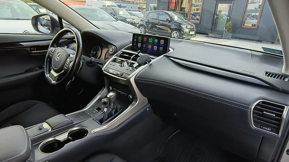 LEXUS NX -