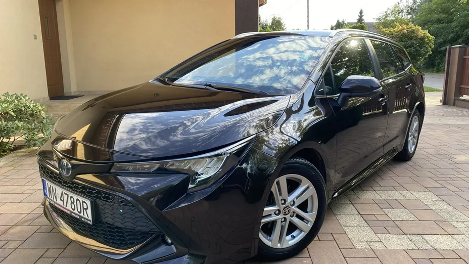 TOYOTA Corolla -