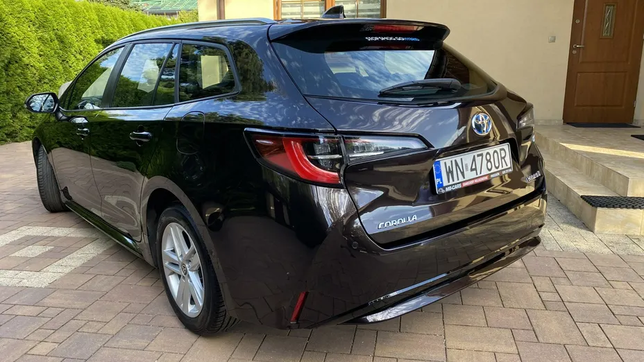 TOYOTA Corolla -