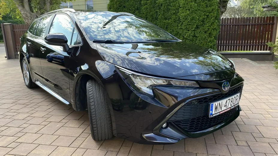 TOYOTA Corolla -