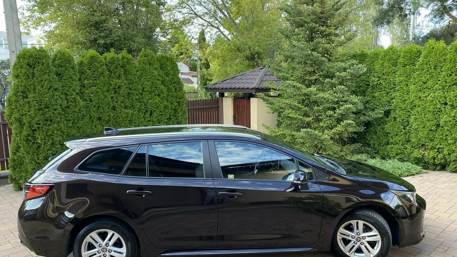 TOYOTA Corolla -