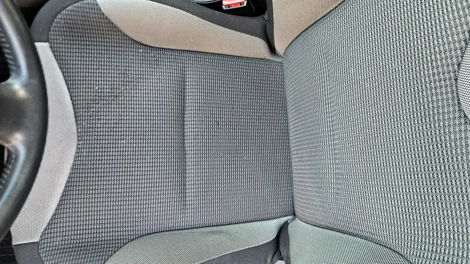 PEUGEOT 308 -