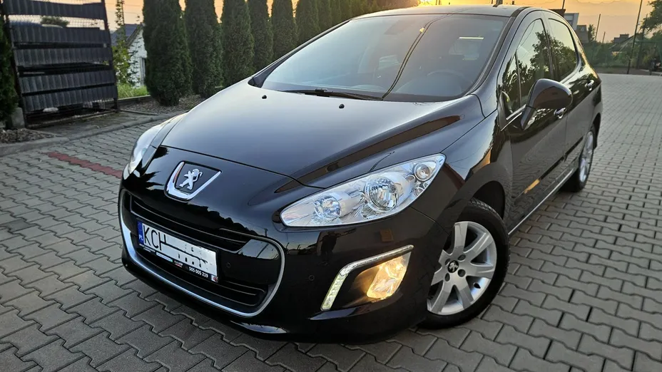 PEUGEOT 308 -