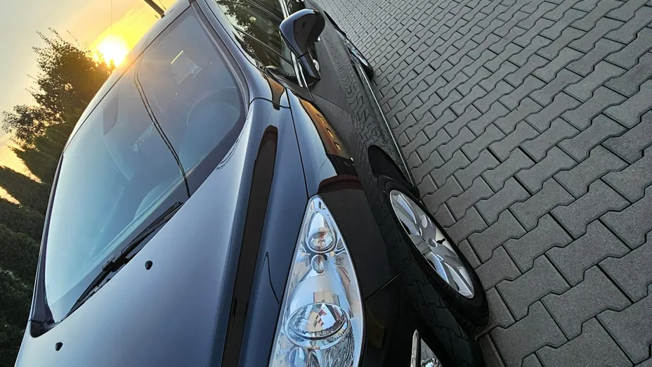 PEUGEOT 308 -